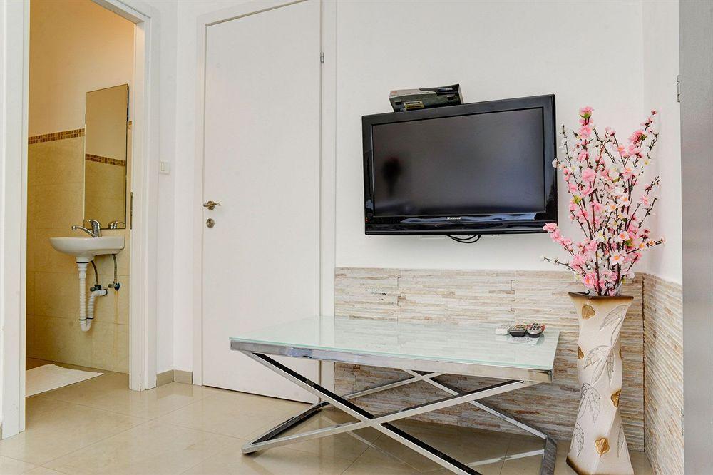 Liber Sea Shore By Raphael Aparthotel 3*